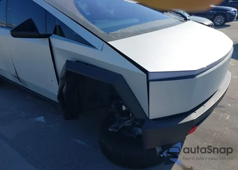 2024 Tesla Cybertruck All-Wheel Drive z USA, uszkodzony, nr VIN 7G2CEHED6RA010503
